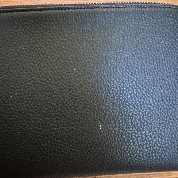 Cuyana Travel Case Set - Picture 12 of 16